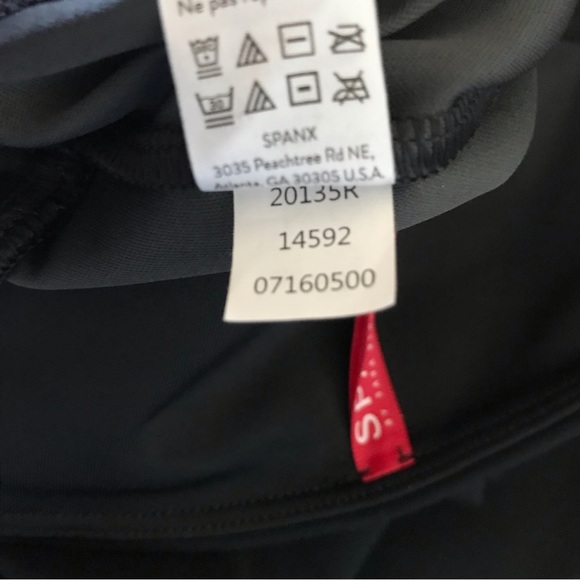 SPANX Black Panel Faux Leather Ponte Shaping Leggings Size Large - Picture 11 of 14